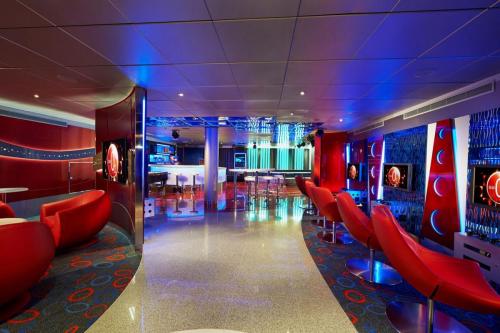 Carnival Freedom Club O₂