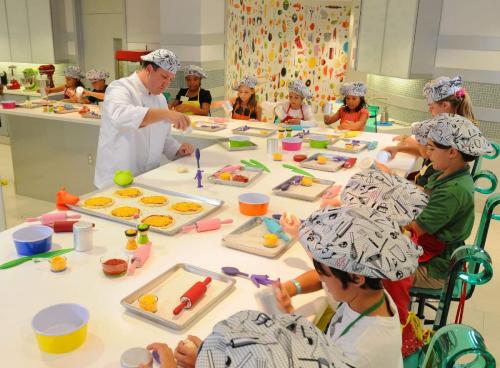 Atlantis Kids Adventures Culinary Area