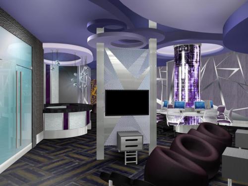 Club Rush, Gaming
